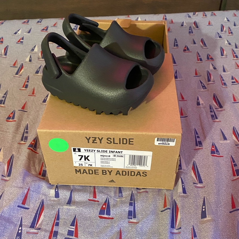 Brand new yeezy sandals for toddlers